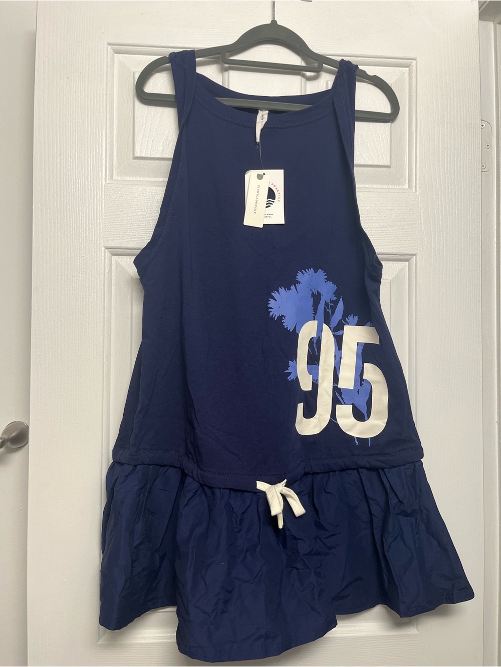 Casual Navy Sleeveless Dress with Graphic '95'
